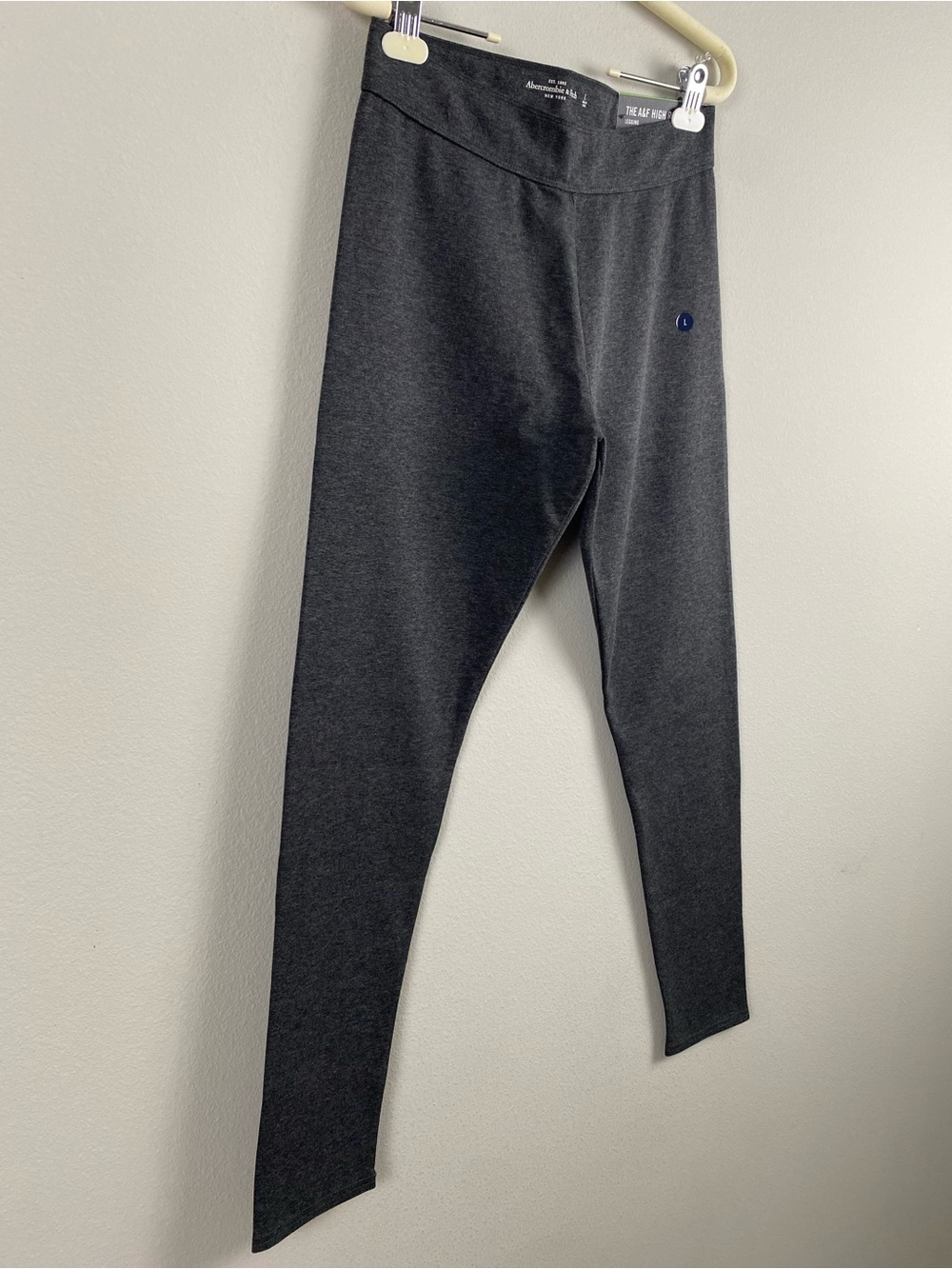 Abercrombie & Fitch The A&F High Rise Legging | Dark Gray Heather - Picture 7 of 16